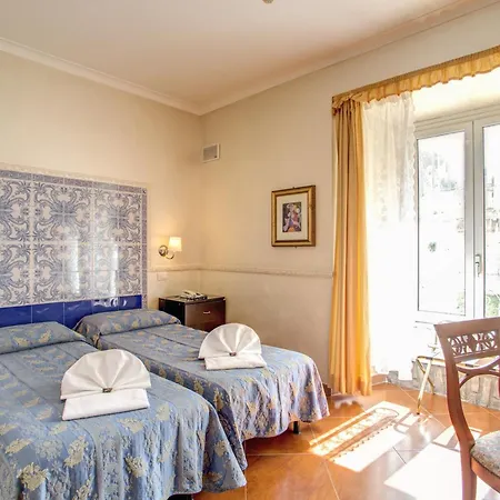 Hotel Picasso-2