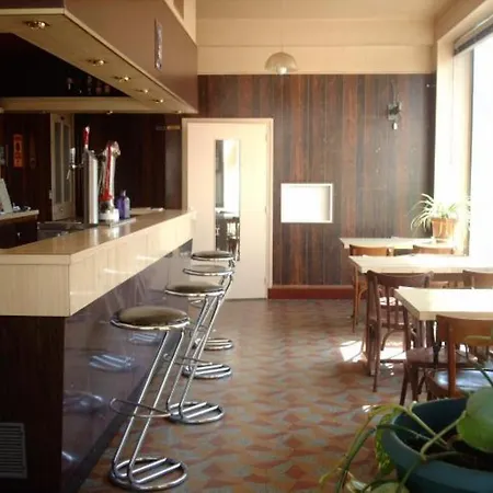 Hotel Le Colbert Epernay-3