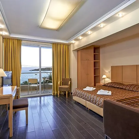 Nautica Bay Hotel-3