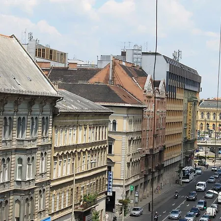 Fanni Budapest Guesthouse-3