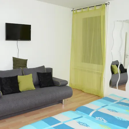 Guesthouse Casa Esperanza Basel-2