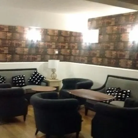 Huntly Arms Hotel-3