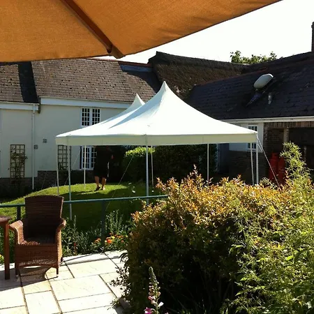 Yalbury Cottage-2