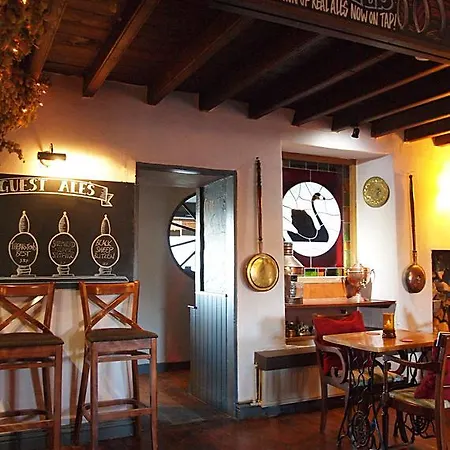 Black Swan Inn-2