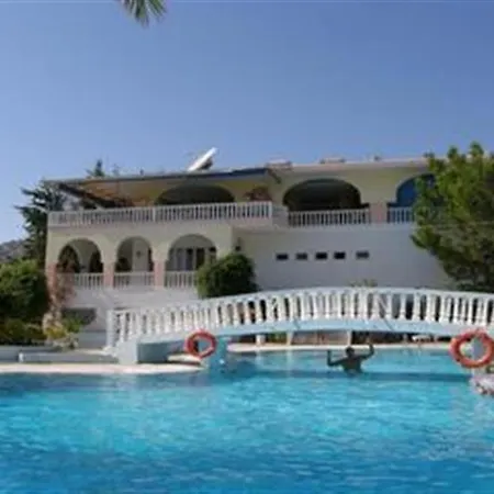 Pefkos Garden Hotel-2