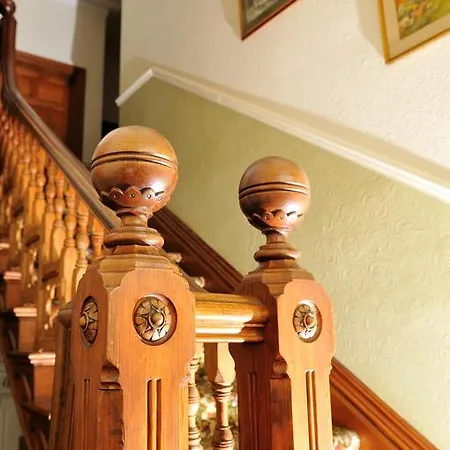 Balmoral Guest House-3