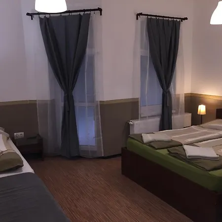 Elvis Guesthouse-2