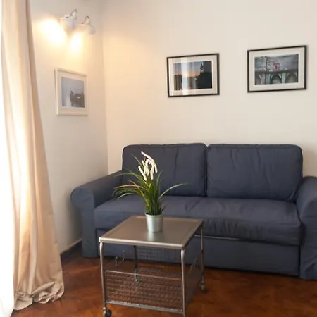 Indigo Inn Rooms-2