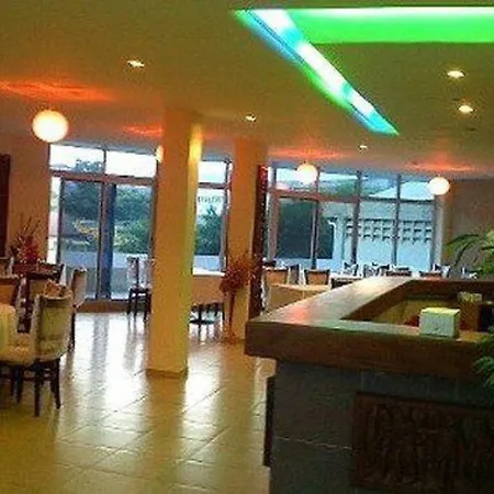 Robin Hood Inn-2