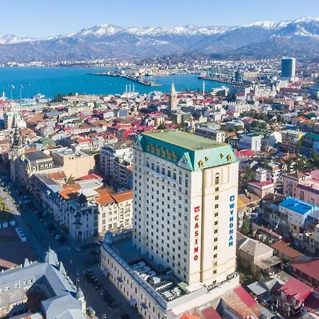 Wyndham Batumi-2