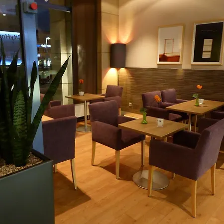 Intercityhotel Ulm-2