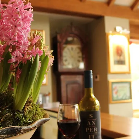 The Huntsman Inn Of Little Wenlock-2