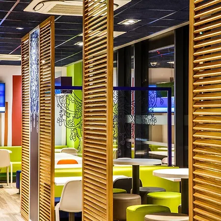 Ibis Budget Luton Airport-3