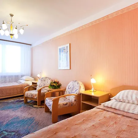 Hotel Ikar-2