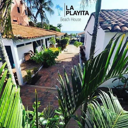 La Playita Beach House-3