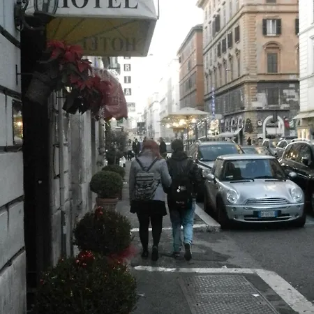 Hotel Hollywood-2