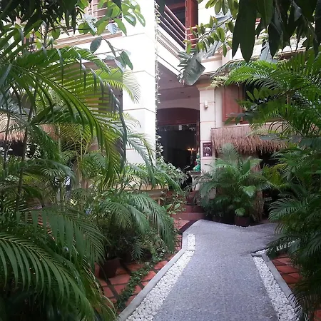 Alibi Guesthouse-2
