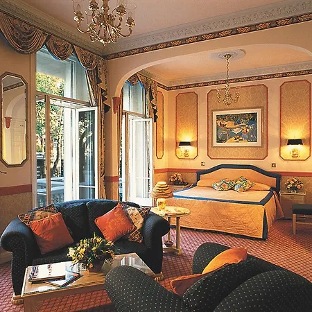 John Howard Hotel-2