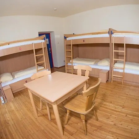 Yoho - International Youth Hostel-3