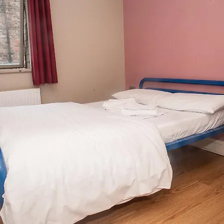 Isaacs Hostel-2