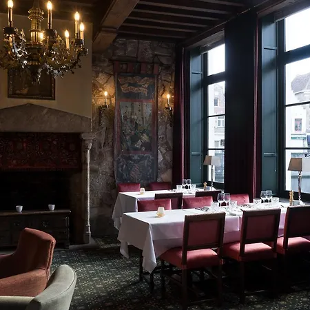 Hotel Duc De Bourgogne-3