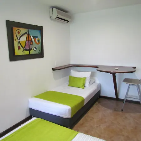 Hotel Plaza Mayor Medellin-2