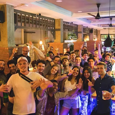 Mad Monkey Hostel Bangkok-2