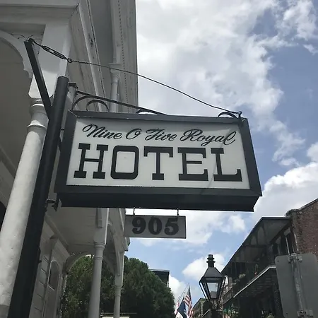Nine-O-Five Royal Hotel-2