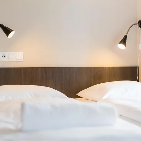 Le Petit Hotel Prague-2