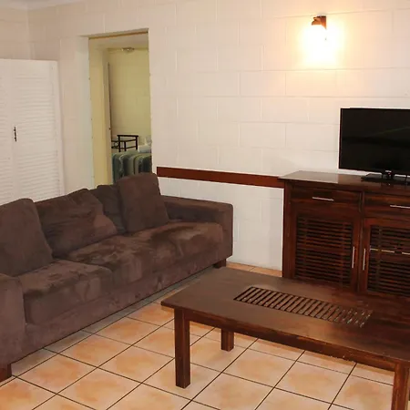 Oasis Inn Apartments-3