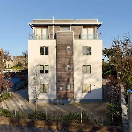 Cotham Apartments-3