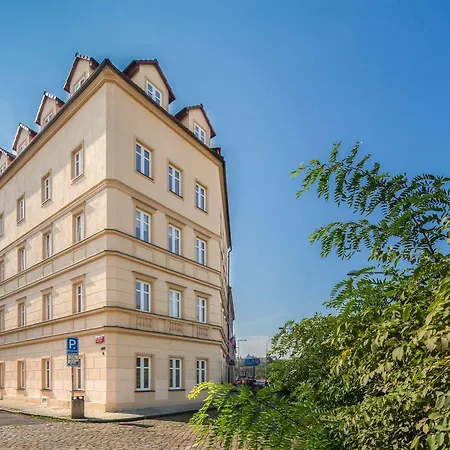 Le Petit Hotel Prague-3