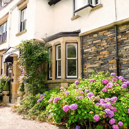 Chestnuts Guest House (Adults Only)-2