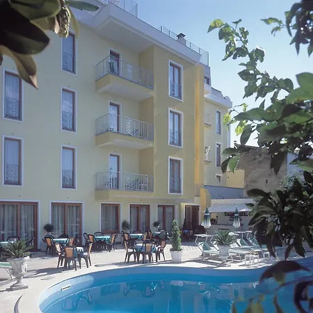 Hotel Albatros-2