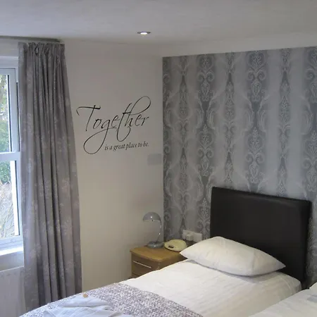 Glenburn Guest House-2