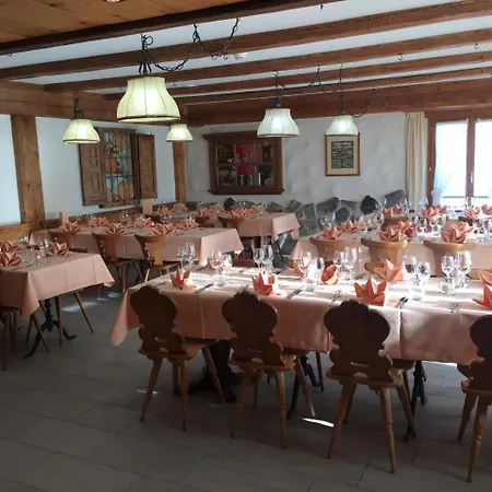 Hotel Alphorn-3