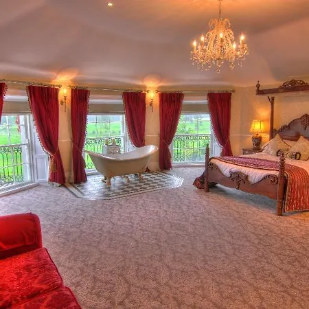 Bellingham Castle-2