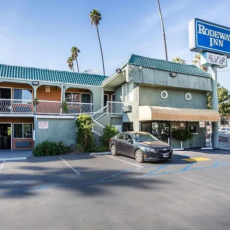 Rodeway Inn Hollywood-2