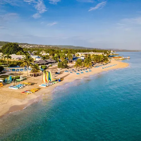 Jewel Runaway Bay Beach Resort & Waterpark-2