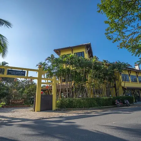 Hoi An Riverside Resort & Spa-3