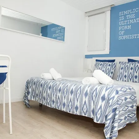 Petit Hotel-2