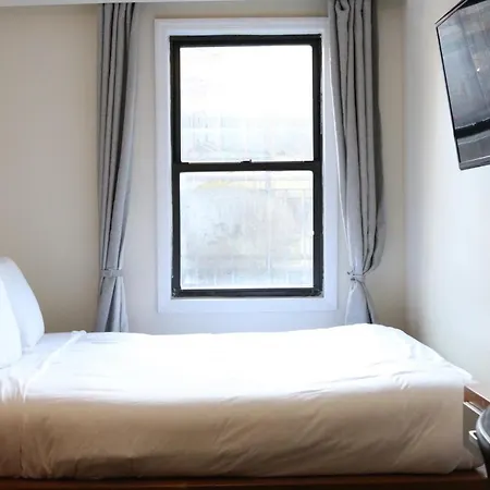 Midtown West Hotel-2