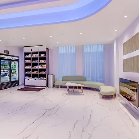 Est Hotel-2
