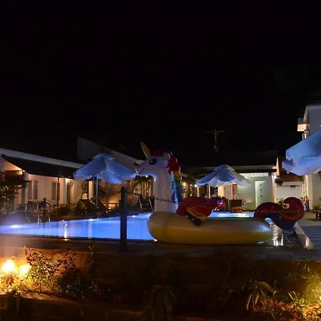Anna Nguyen Bungalow-2