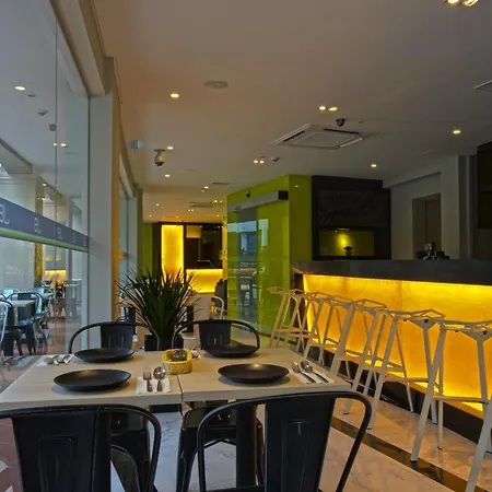J8 Hotel-3