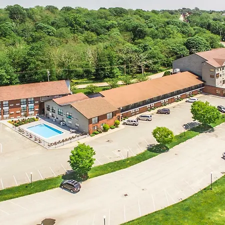 Mainstay Hotel And Conference Center-3
