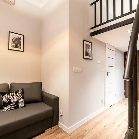 Lubomirskiego 23 Residence - Great Location, 10 Min To Main Square By Foot, Right Next To Main Rail And Bus Station-2
