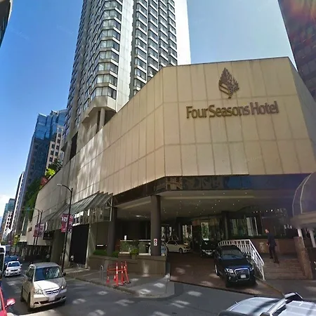 Four Seasons Hotel Vancouver-3