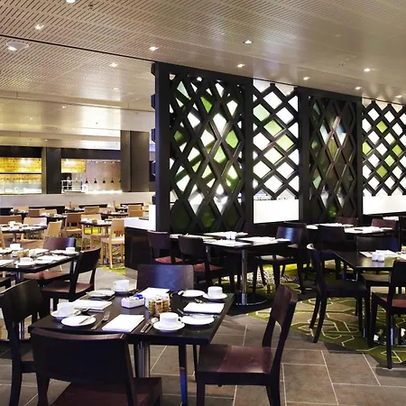 Crown Promenade Melbourne-3