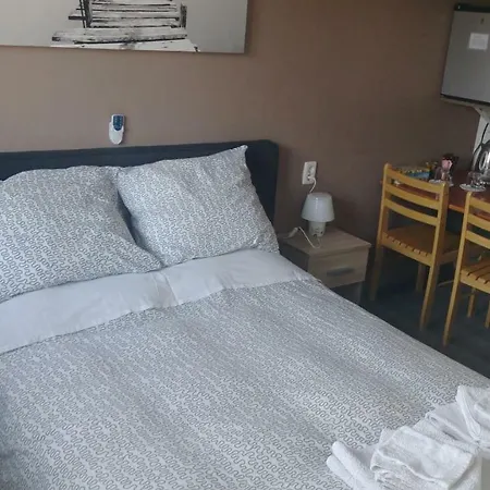 Bon Bed & Breakfast-3